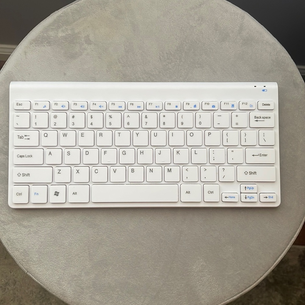 Wireless Keyboard, Ultra-Slim 2.4G for PC Desktop Laptop Tablet, Plug and Play